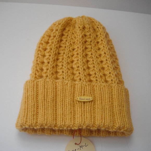Hand Knitted Hat Toque Adult Size-M-L Acrylic Color Yellow - 030 Hand knit by me - Picture 6 of 8